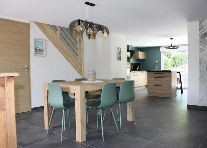 Aux Portes De La Hougue * Quettehou